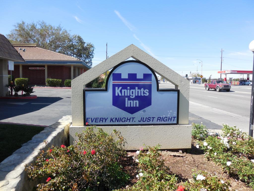 Knights Inn Palmdale Eksteriør billede